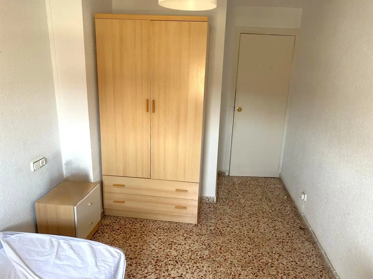 Habitación de Piso de alquiler en Murcia con Amueblado, Horno y Lavadora