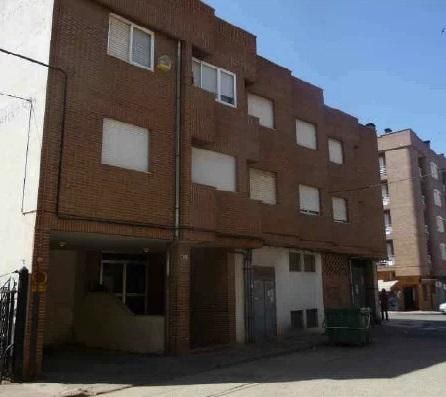 Vista exterior de Garatge en venda en Valencia de Don Juan
