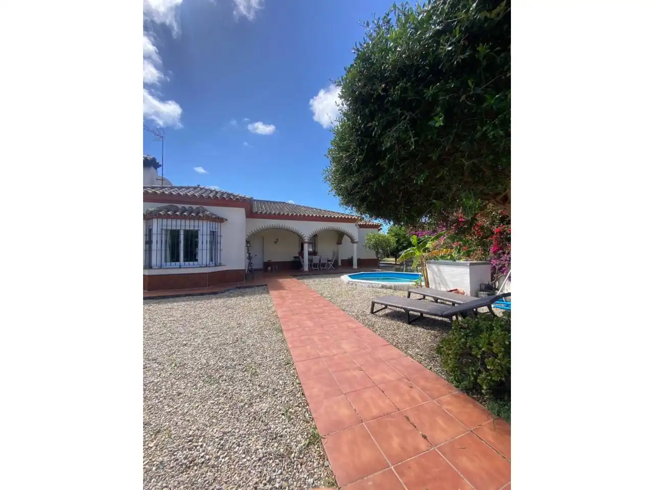 Villa mit Pool zum Verkauf in Los Gallos