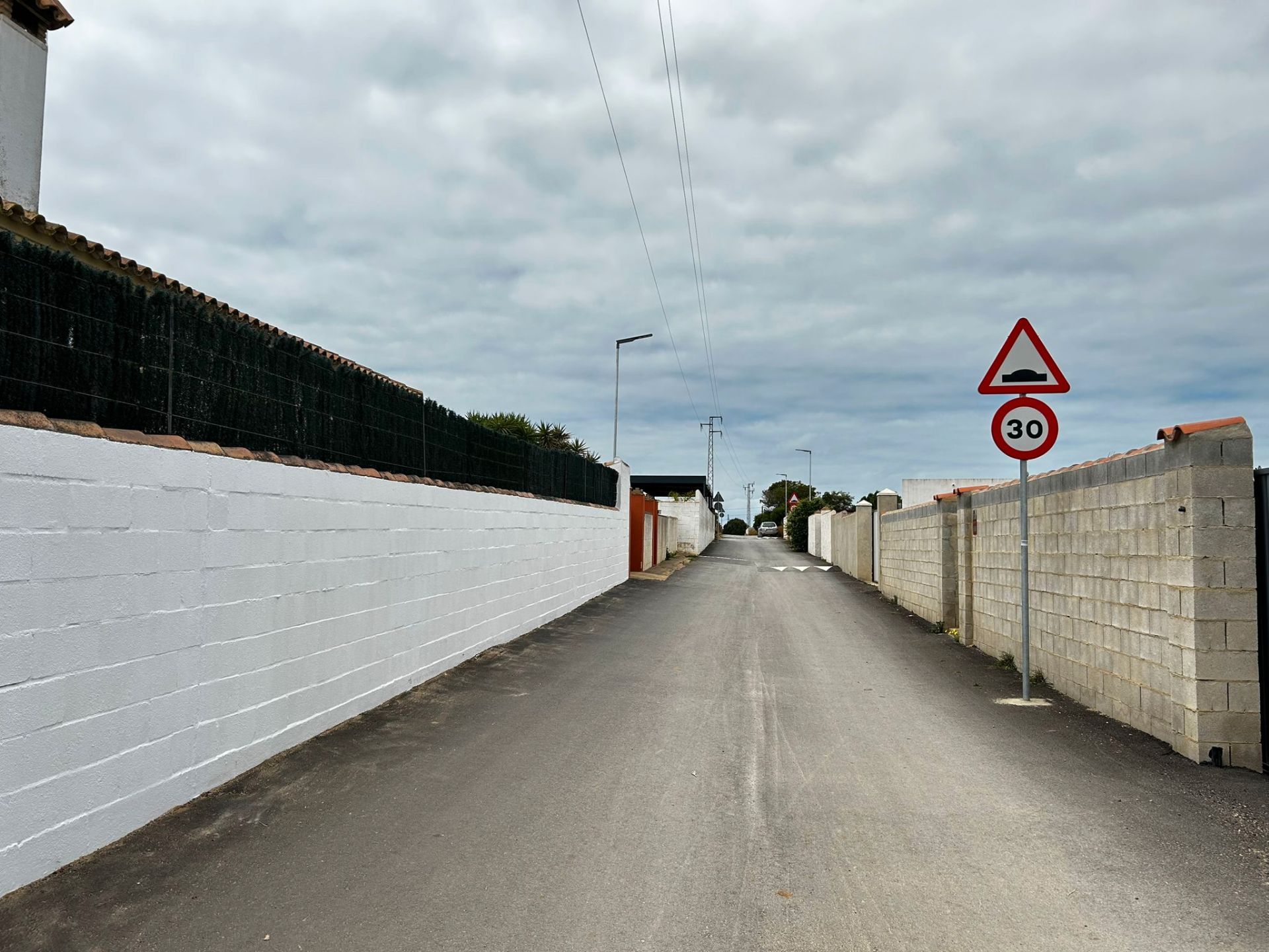 Vista exterior de Terreny en venda en Chiclana de la Frontera