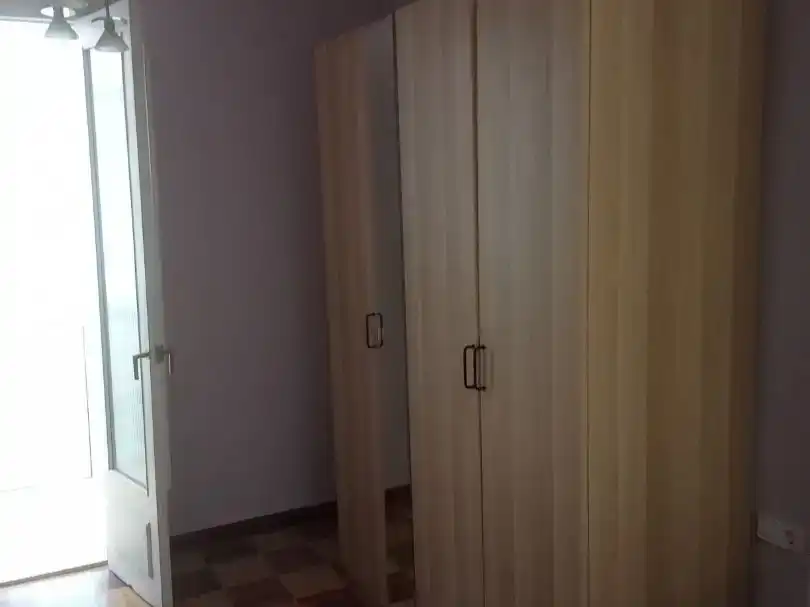 Habitación de Piso de alquiler en Vitoria - Gasteiz con Amueblado y Balcón