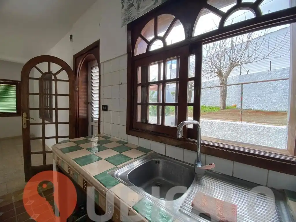 Cuina de Casa o xalet en venda en San Cristóbal de la Laguna amb Jardí privat, Terrassa i Traster