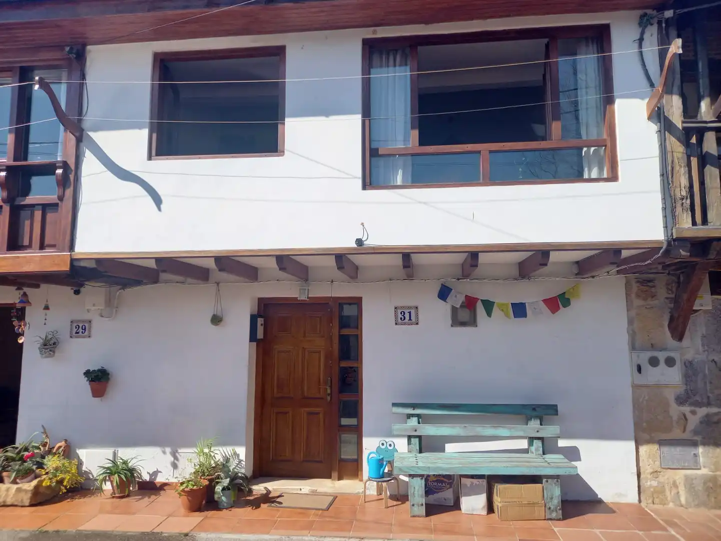 Vista exterior de Casa adosada en venda en Riotuerto amb Calefacció