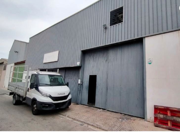 Exterior view of Industrial buildings for sale in Palmera