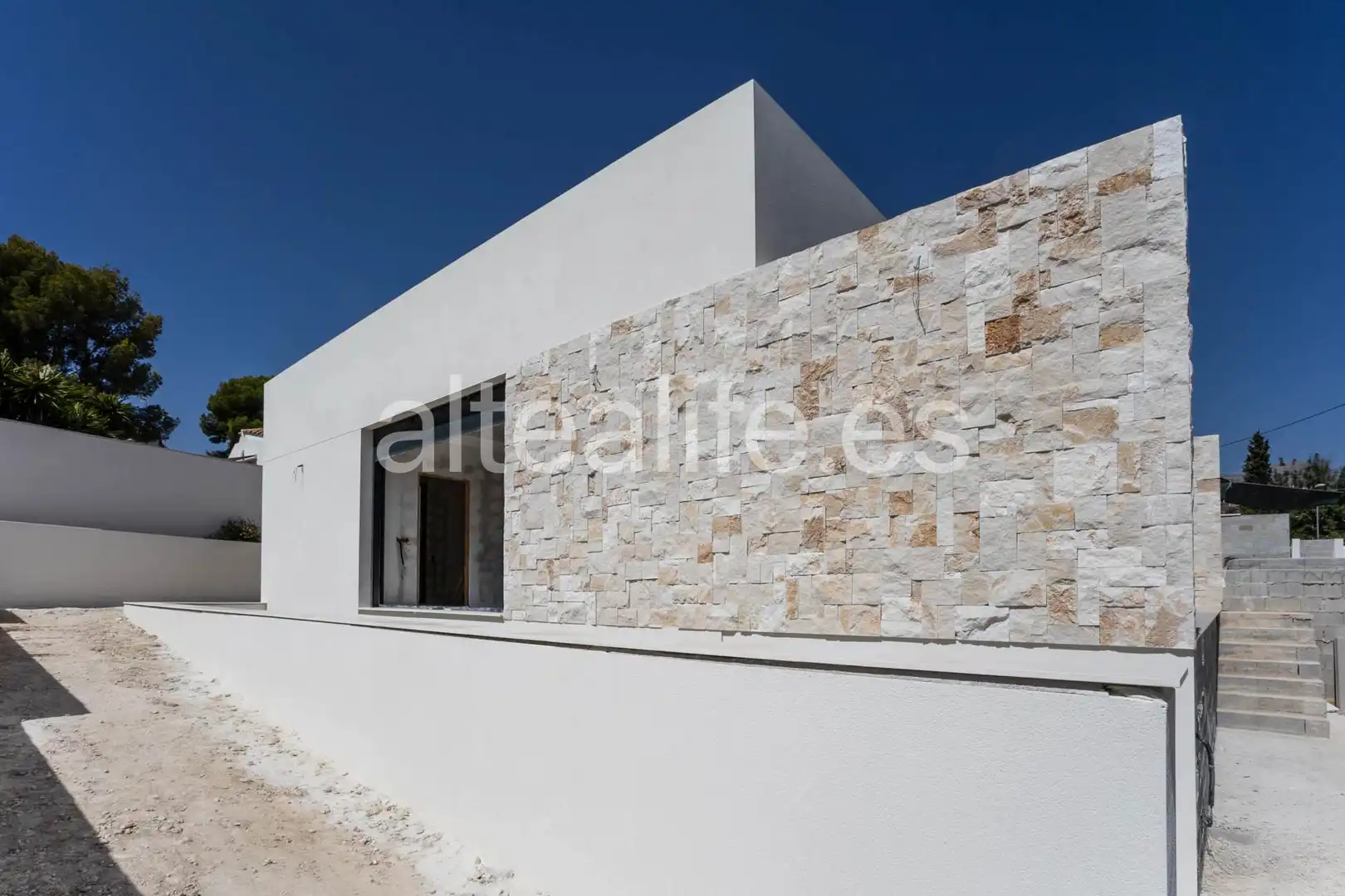 Vista exterior de Casa o chalet en venta en La Nucia con Aire acondicionado, Calefacción y Jardín privado