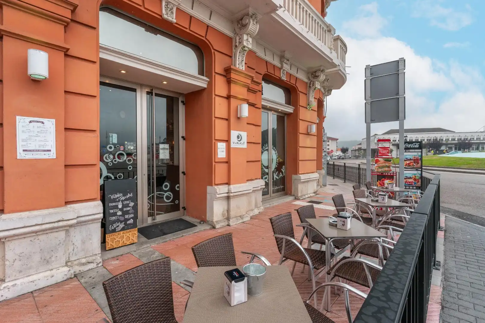 Local de alquiler en Paseo Playa Santa Marina, 34, Ribadesella