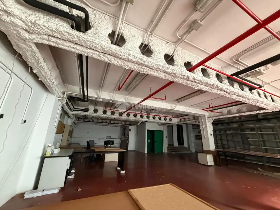 Gebäude zur Miete in Madrid