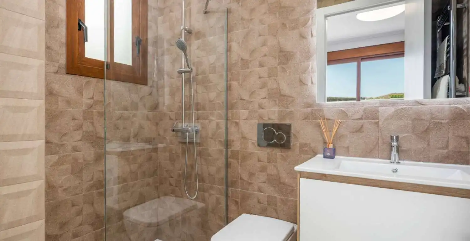 Bany de Casa o xalet en venda en Vera amb Aire condicionat, Terrassa i Piscina