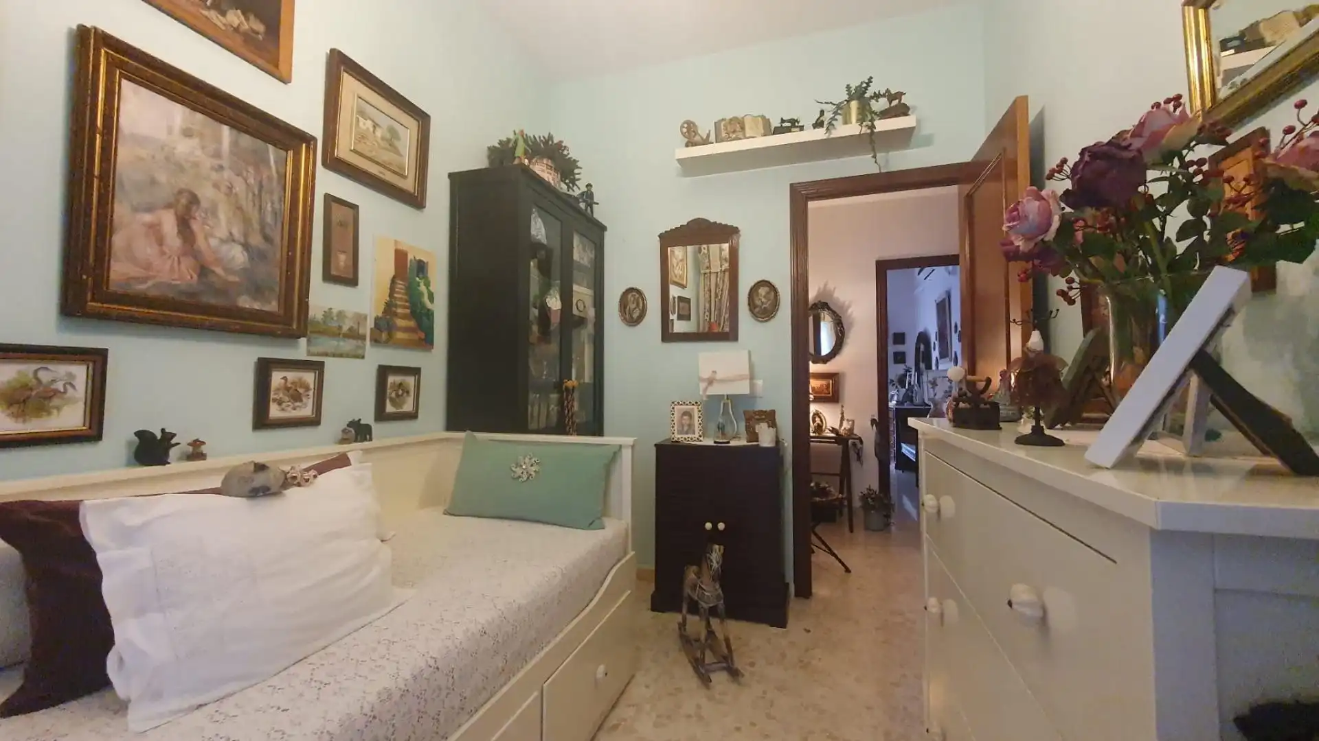 Habitación de Casa adosada en venta en Camas con Aire acondicionado, Terraza y Trastero