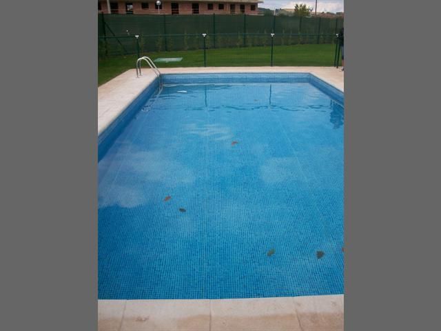 Piscina de Pis en venda en Brieva de Cameros amb Jardí privat, Parquet i Terrassa