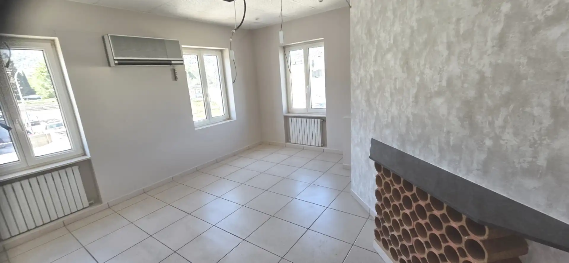 Sala d'estar de Local en venda en Muro de Alcoy amb Terrassa