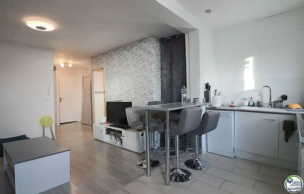 Kitchen of Apartment for sale in Empuriabrava  with Terrace and Furnished