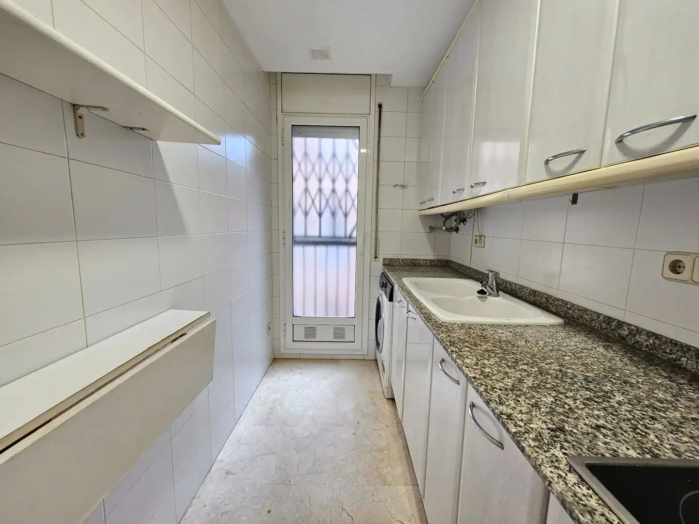 Kitchen of Flat for rent in Barcelona  with Air Conditioner and Furnished