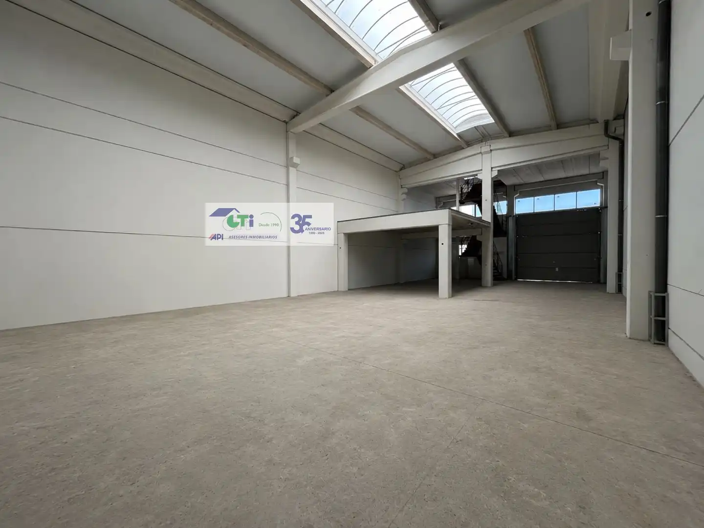 Nave industrial en venta en Zaragoza