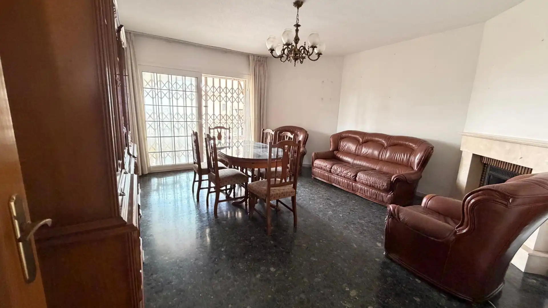 Sala de estar de Casa o chalet en venta en Roquetas de Mar con Aire acondicionado, Jardín privado y Piscina