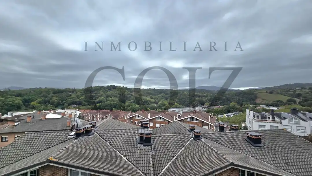 Vista exterior de Casa adosada en venta en Donostia - San Sebastián  con Calefacción, Terraza y Trastero