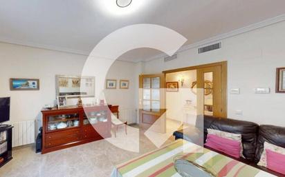 Bedroom of Flat for sale in Sant Boi de Llobregat  with Air Conditioner, Heating and Private garden