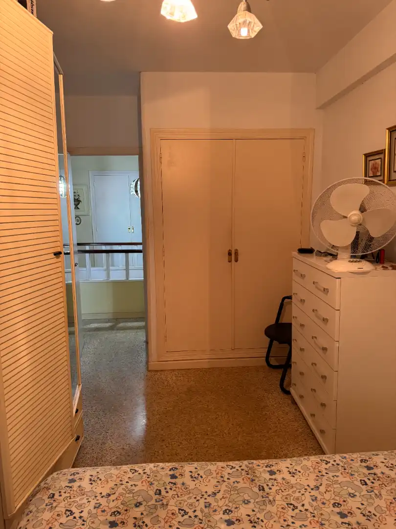 Dúplex en venta en Cádiz con Terraza, Trastero y Amueblado