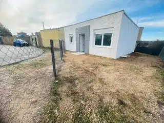 House for sale in Valverde de la Virgen