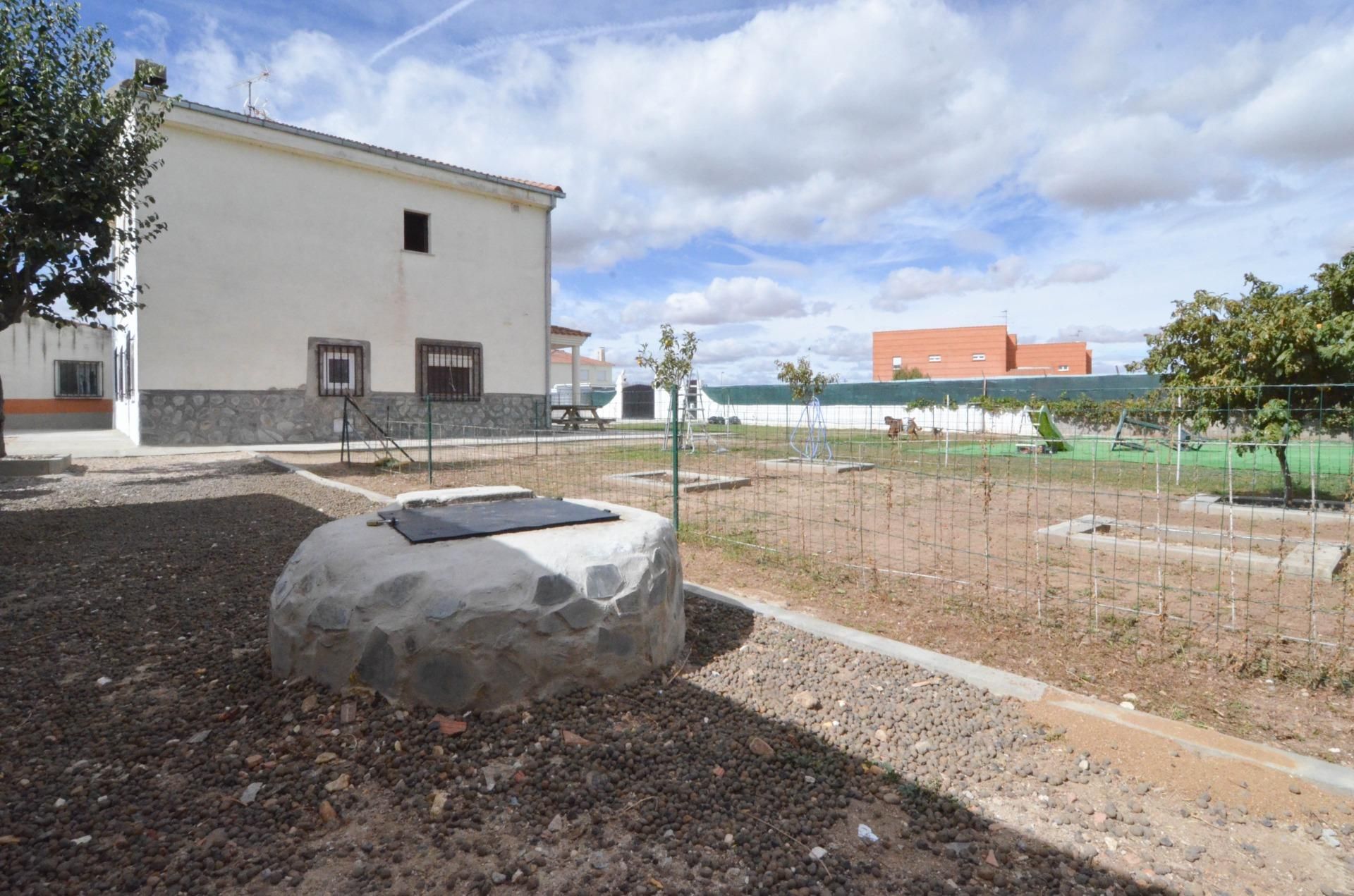 House or chalet for sale in Calvarrasa de Abajo  with Heating and Storage room