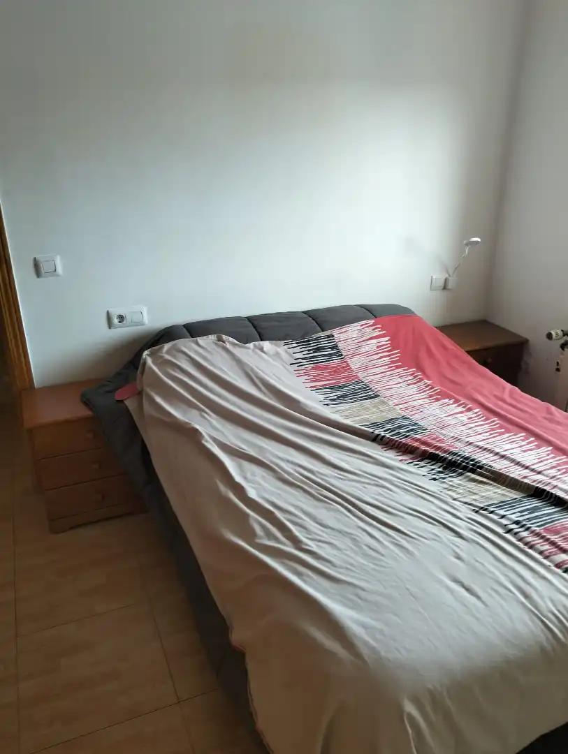 Habitación de Ático en venta en Plasencia con Amueblado