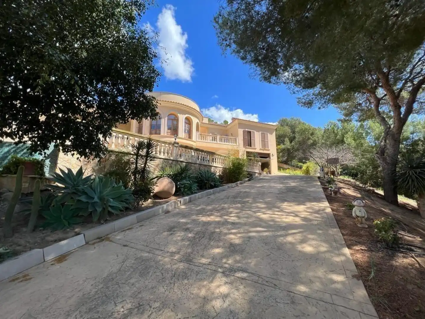 Houses for sale in Calvià - Carrer de Malgrat, Peguera