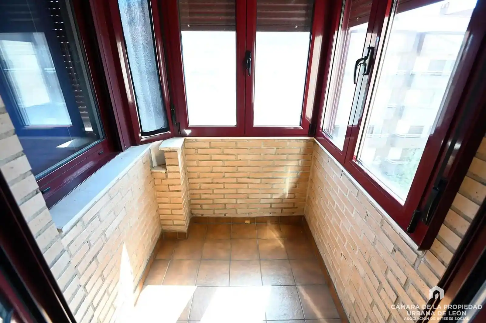 Terrasse von Wohnung zum Verkauf in Población de Arroyo mit Heizung, Terrasse und Abstellraum
