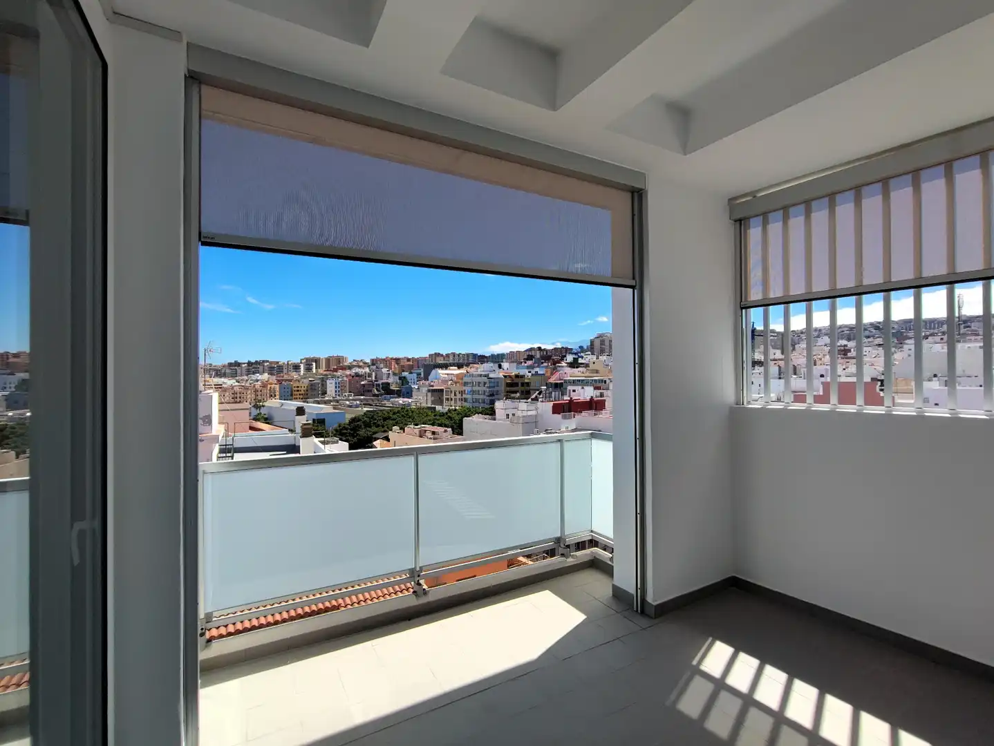 Terrasse von Wohnung zur Miete in Santa Cruz de Tenerife mit Klimaanlage, Terrasse und Ofen