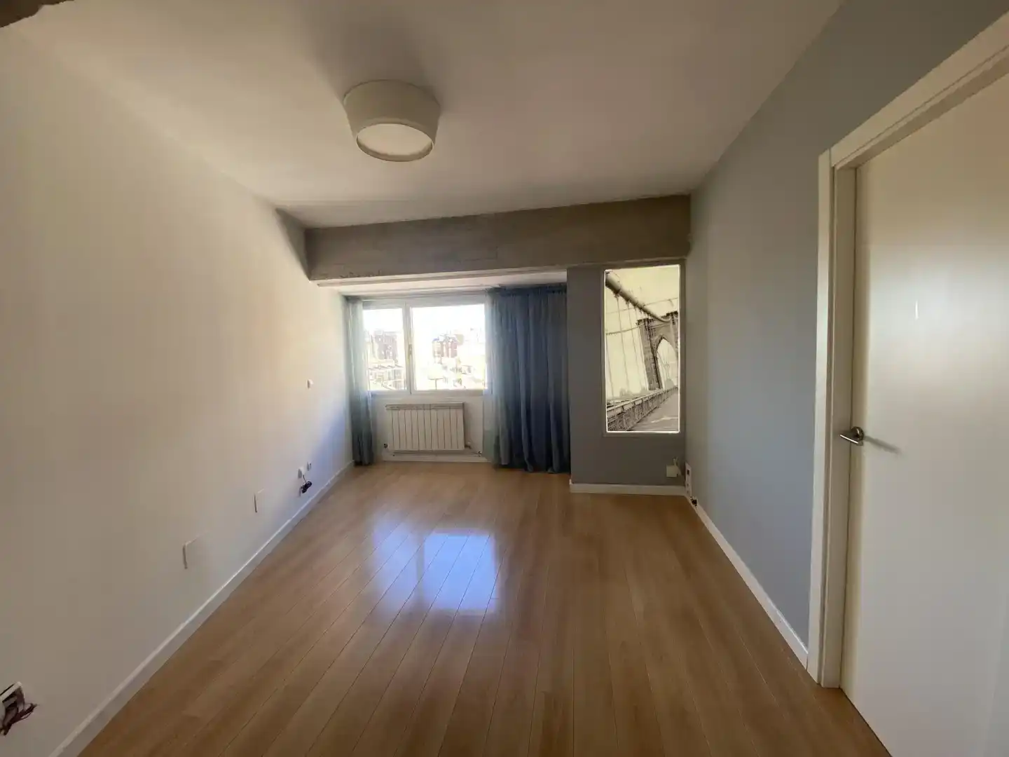 Schlafzimmer von Dachboden zum Verkauf in Valladolid Capital mit Klimaanlage