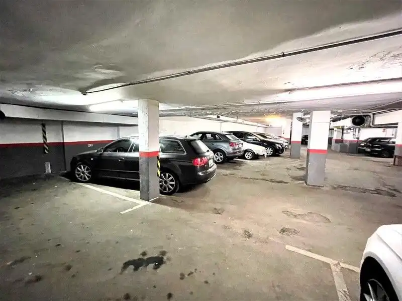 Einzelparkplatz zum Verkauf in Paseo del General Martínez Campos 32, imagen 5