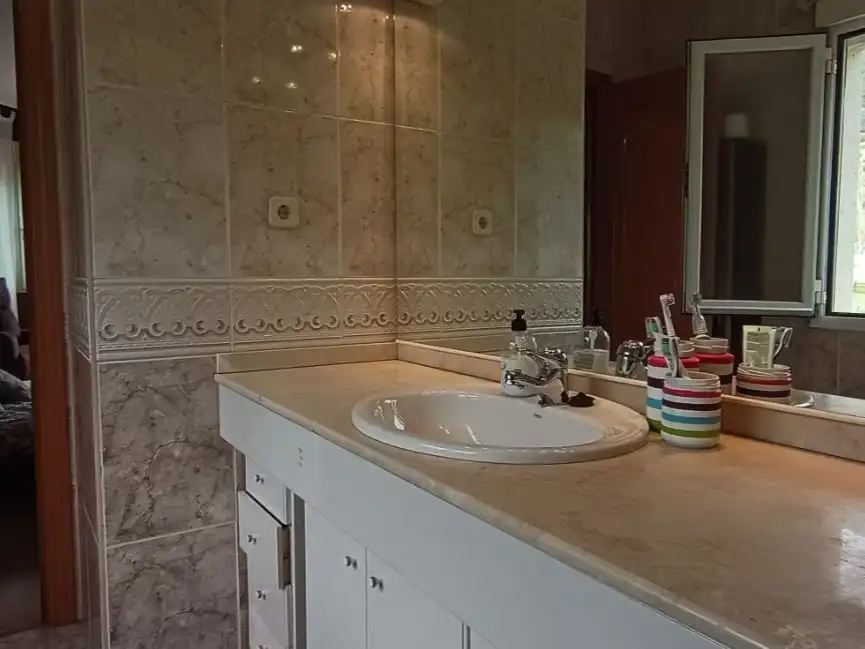 Bany de Casa o xalet en venda en Moralzarzal amb Calefacció, Jardí privat i Parquet