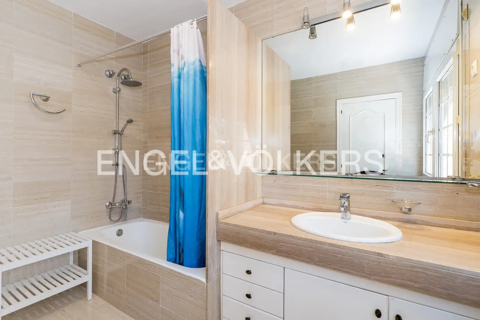 Bathroom of Houses for sale in Gavà  with Air Conditioner, Heating and Private garden