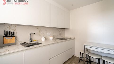 Foto 3 de Piso en venta en José Hierro, Los Castros, Santander