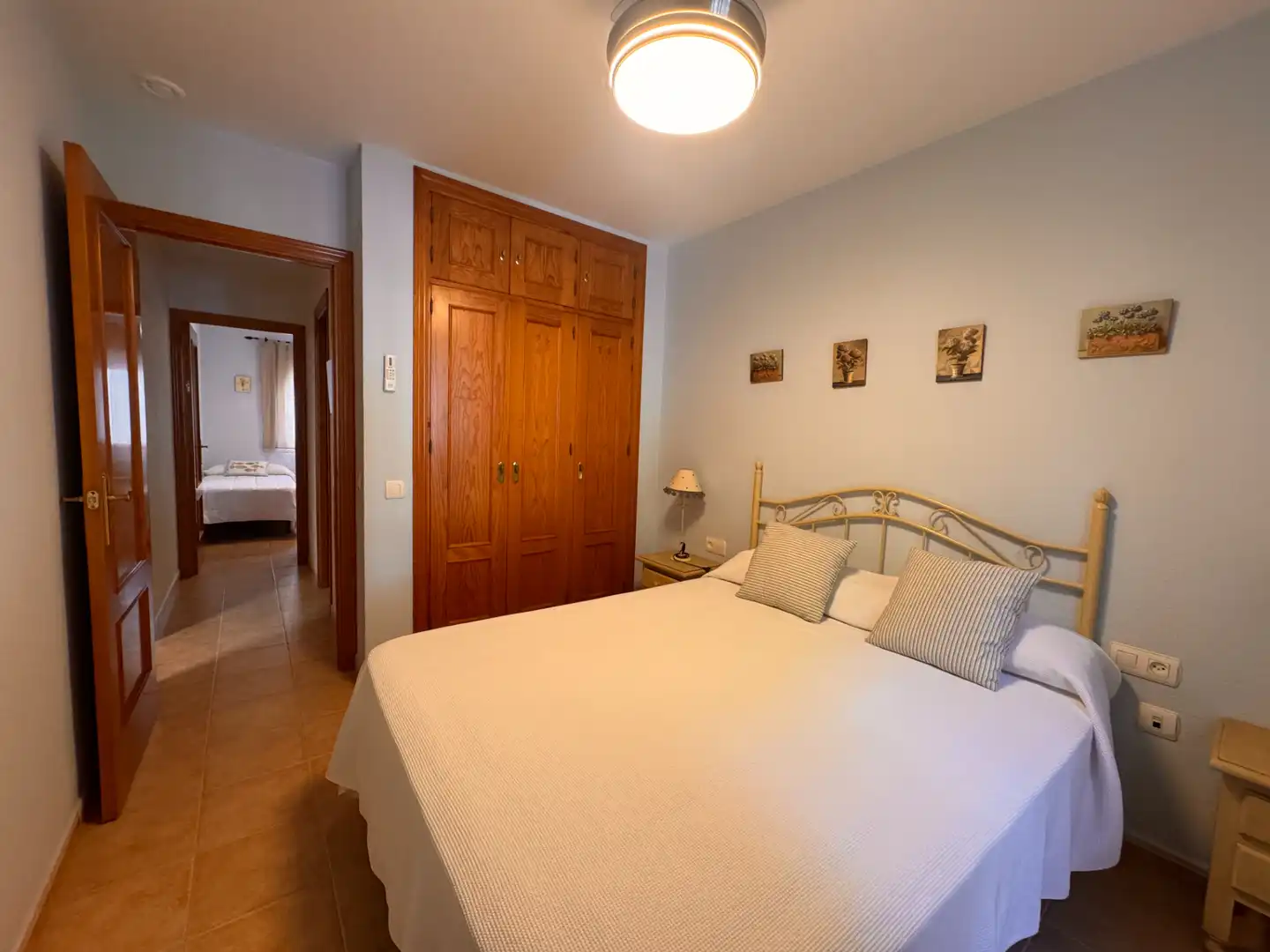 Habitación de Apartamento en venta en Chiclana de la Frontera con Aire acondicionado, Amueblado y Piscina comunitaria