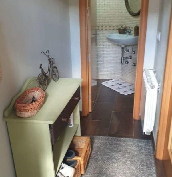 Bany de Casa o xalet en venda en Fuente de Pedro Naharro amb Terrassa i Moblat