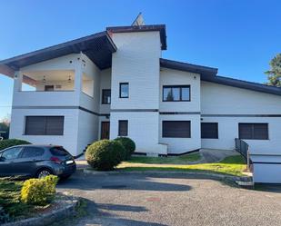 Vista exterior de Casa o xalet en venda en Gijón  amb Calefacció, Terrassa i Piscina