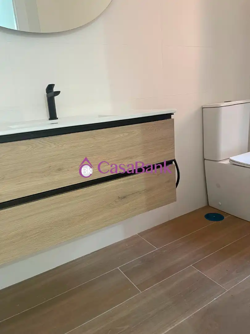 Flat for sale in Viñuela - Rescatado