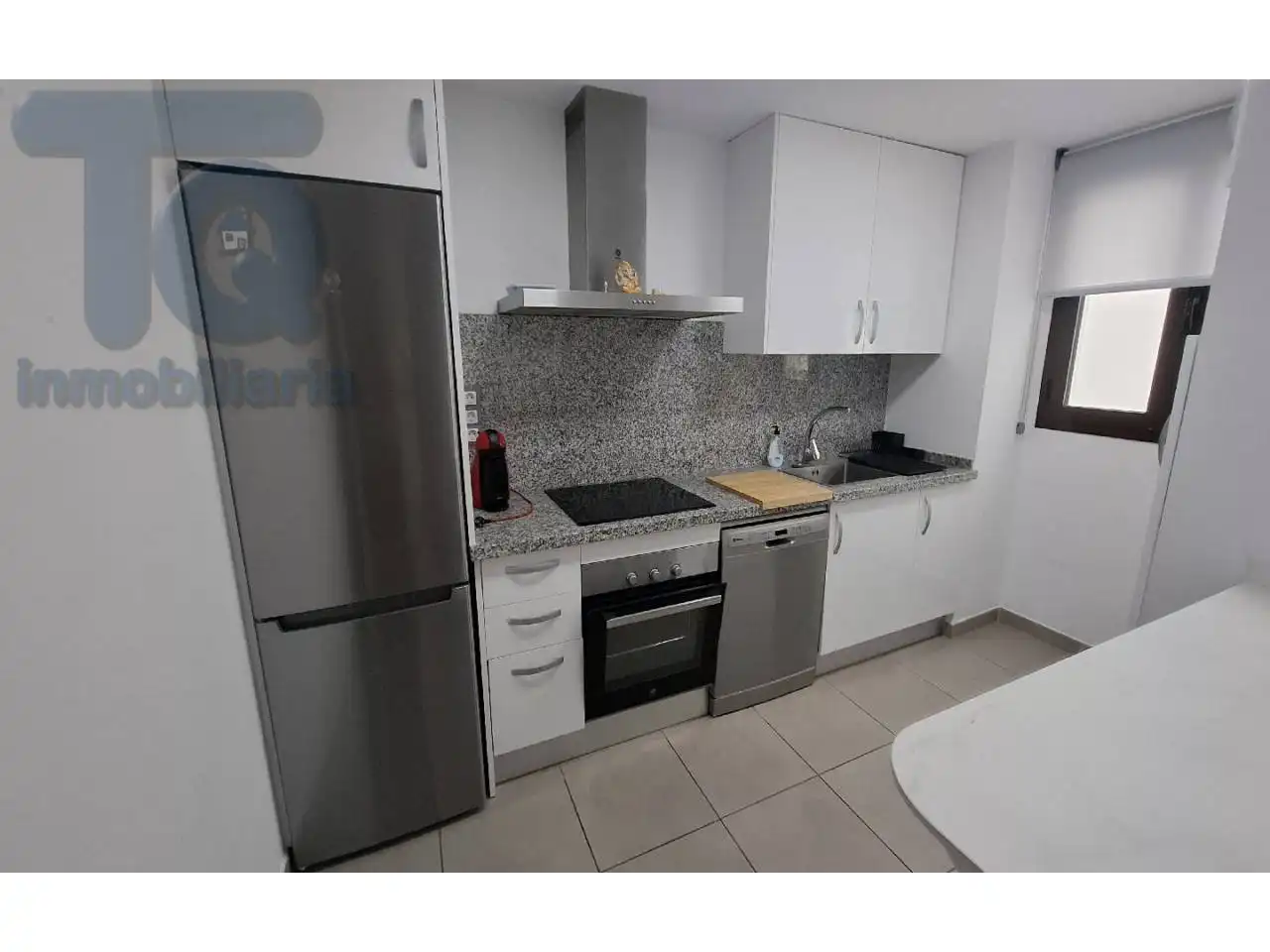 Cocina de Piso de alquiler en Estepona con Aire acondicionado, Calefacción y Terraza