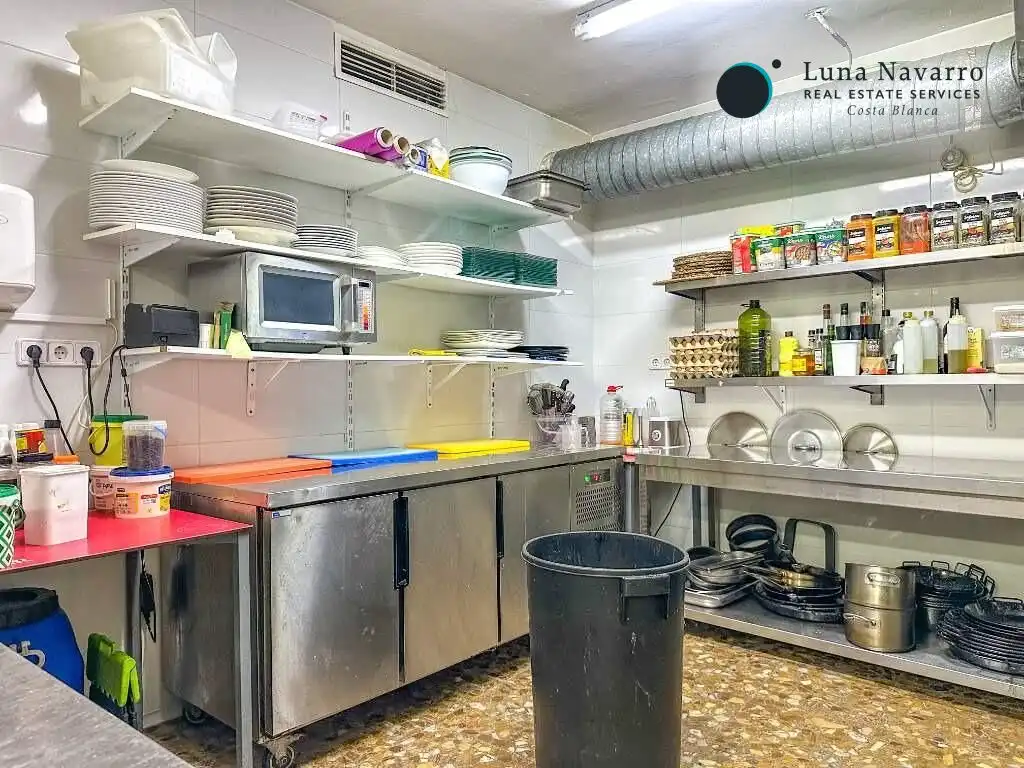 Cocina de Local de alquiler en Altea con Aire acondicionado, Terraza y Amueblado