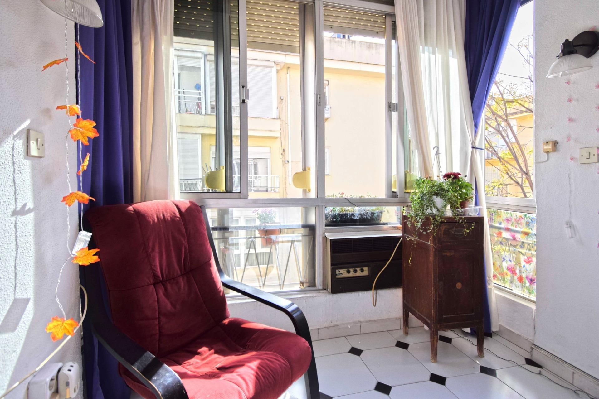 Bedroom of Flat for sale in  Sevilla Capital
