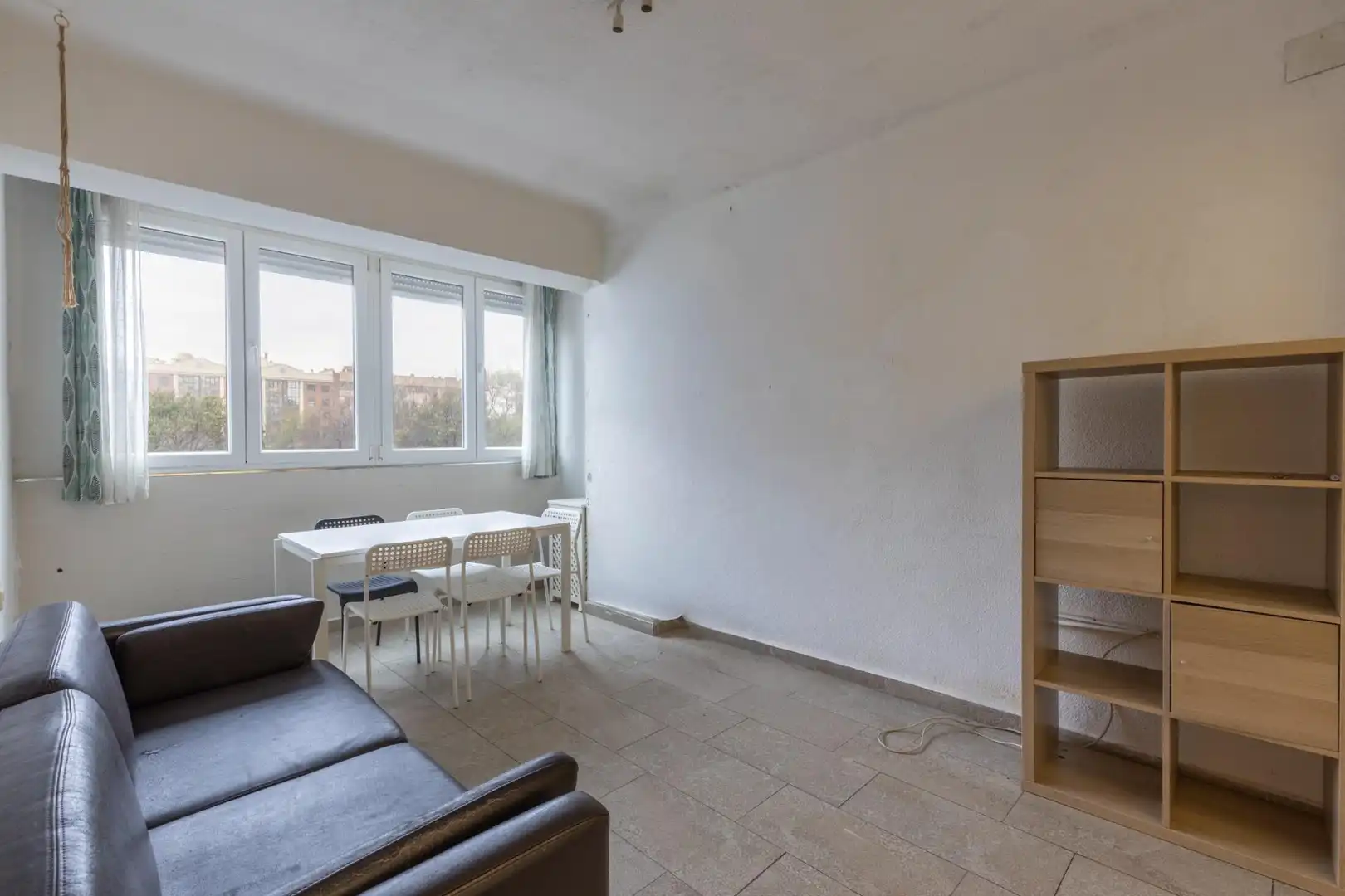 Living room of Flat for sale in  Granada Capital