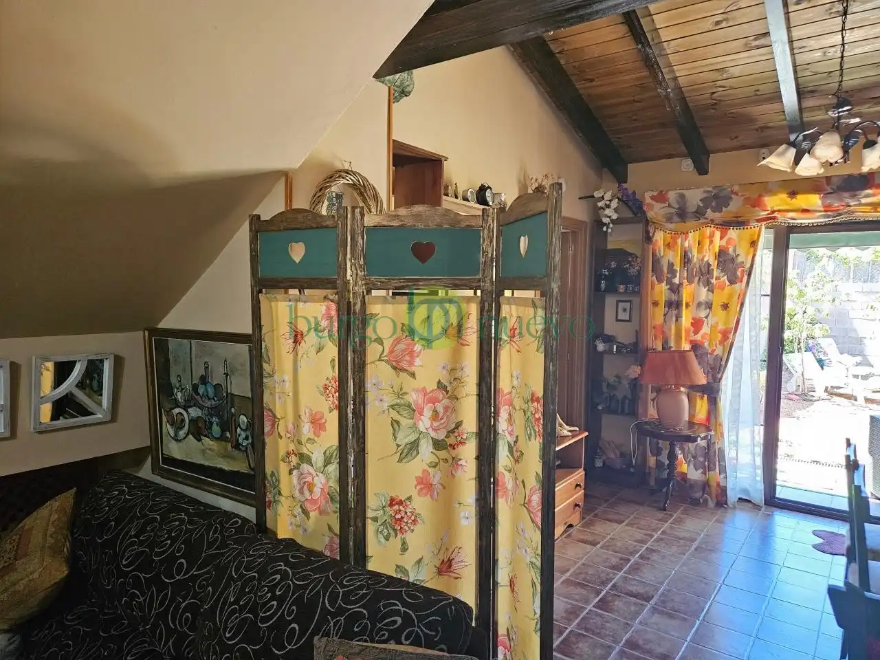 Dormitori de Casa o xalet en venda en Chozas de Abajo amb Traster, Moblat i Alarma