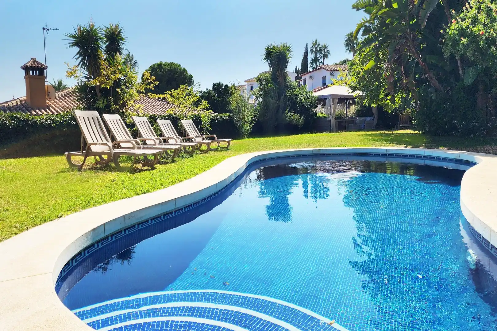 Jardí de Casa o xalet en venda en Benalmádena amb Aire condicionat, Calefacció i Jardí privat