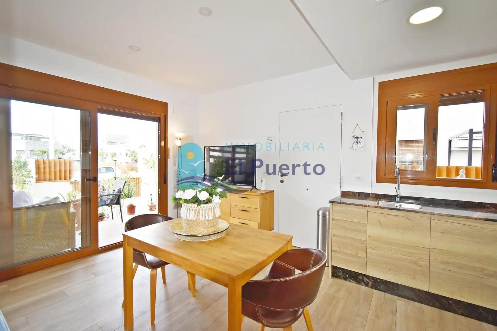 Vista exterior de Apartament en venda en Mazarrón amb Aire condicionat, Calefacció i Jardí privat