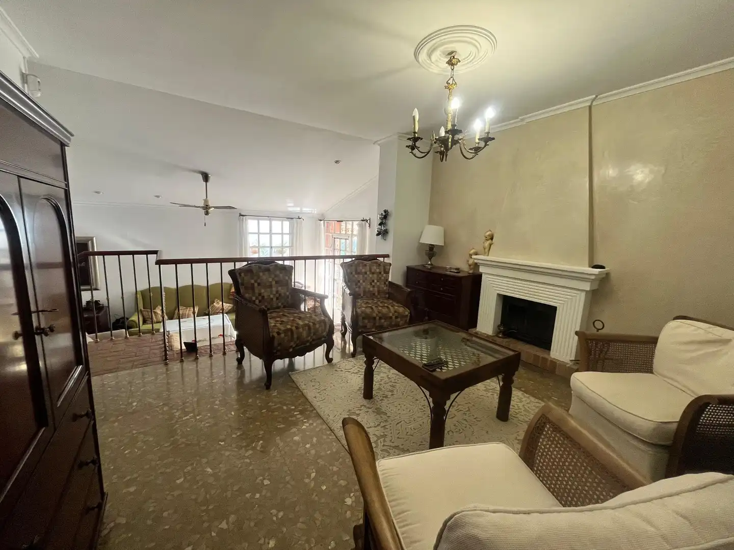 Living room of Houses for sale in Sevilla  with Air Conditioner, Heating and Private garden