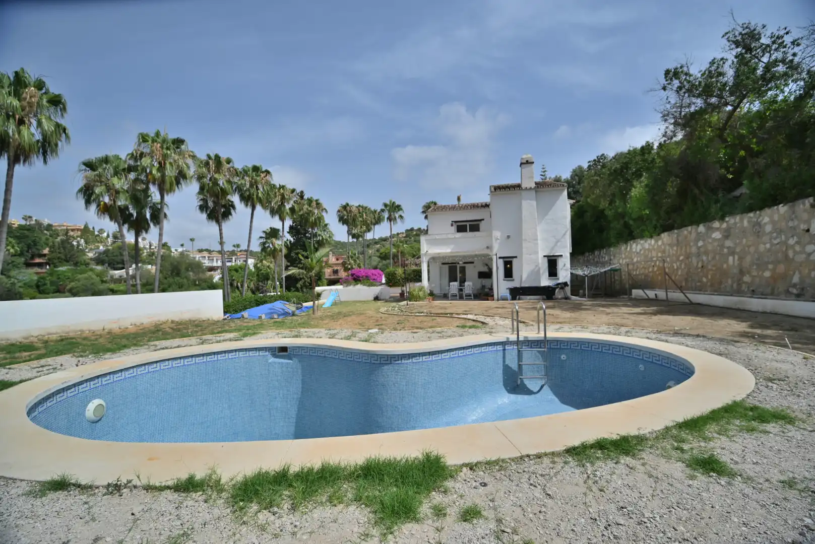 Casa amb piscina en venda a Calahonda