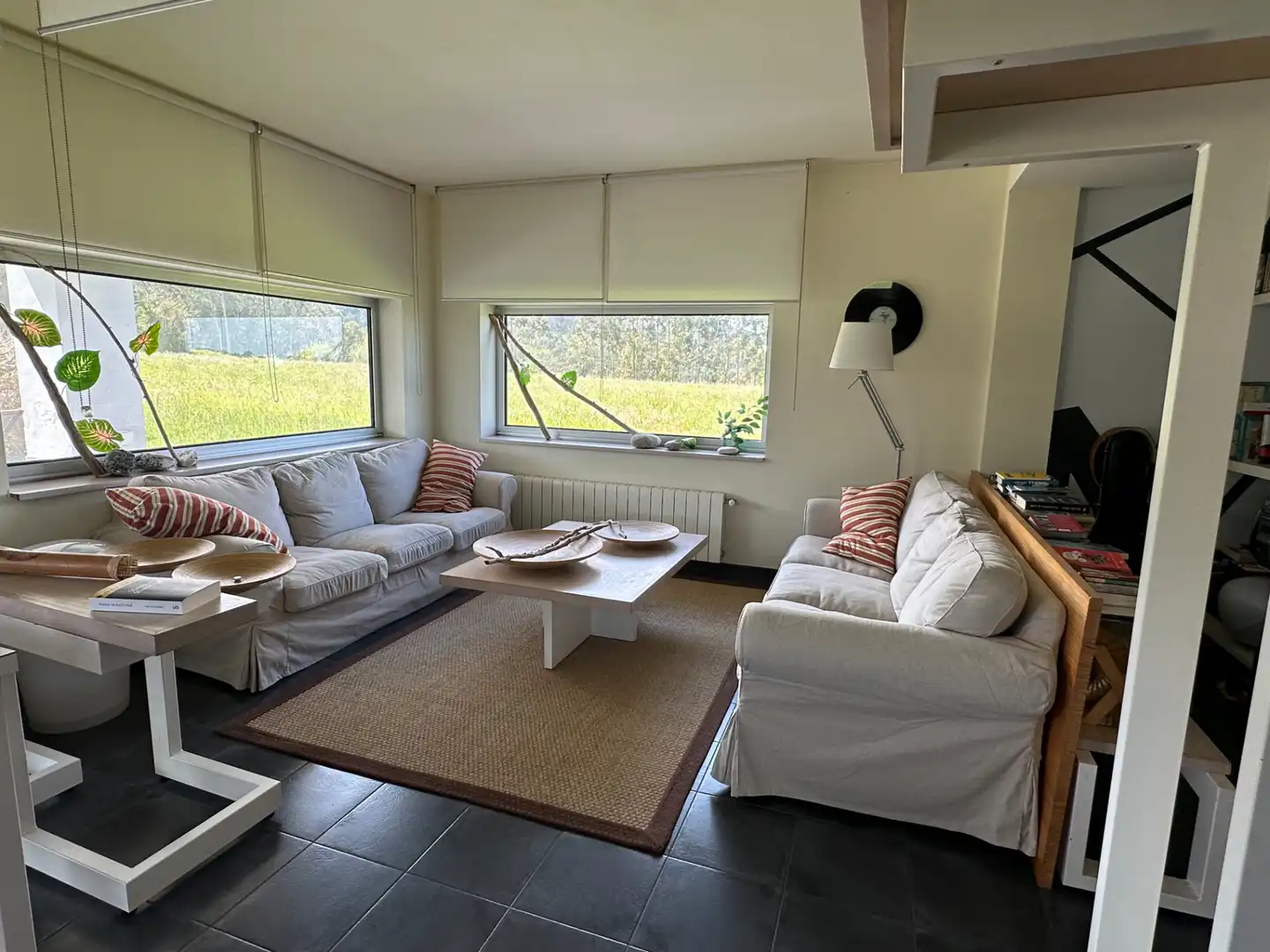 Sala d'estar de Casa o xalet en venda en Cudillero amb Calefacció, Jardí privat i Parquet