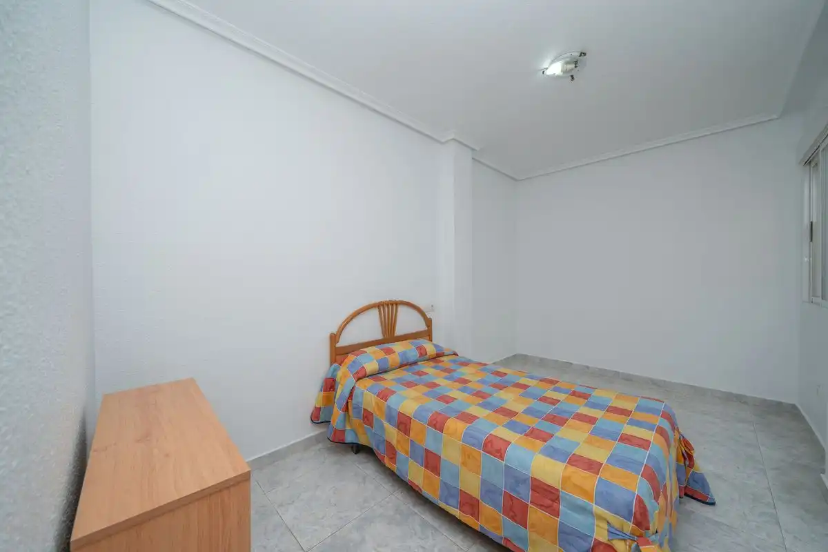 Habitación de Piso en venta en Orihuela con Calefacción y Trastero