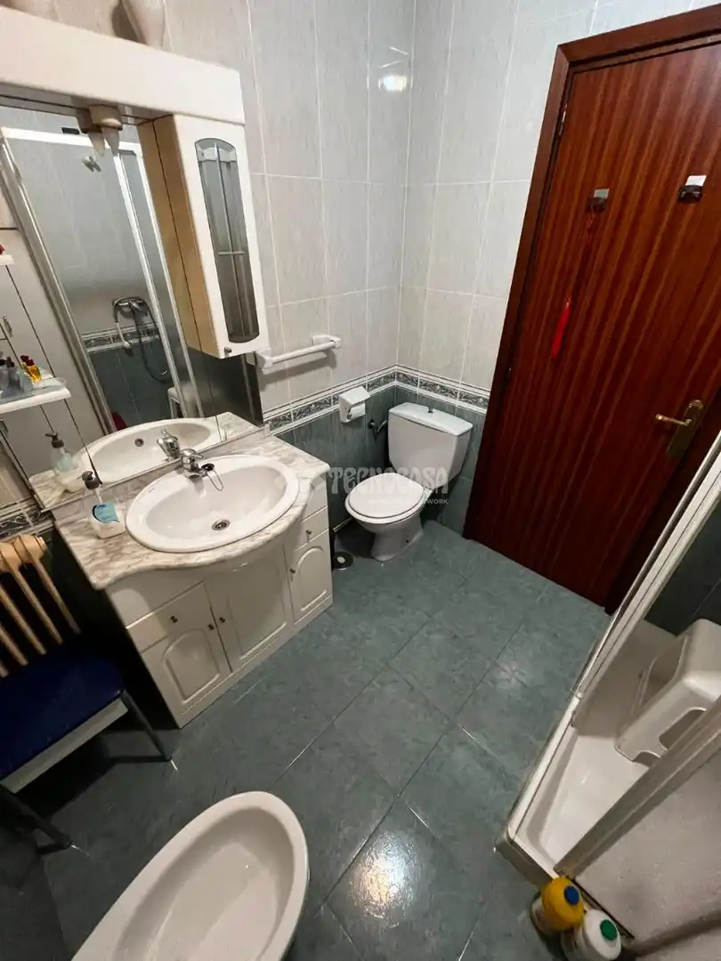 Badezimmer von Einfamilien-Reihenhaus zum Verkauf in Puertollano
