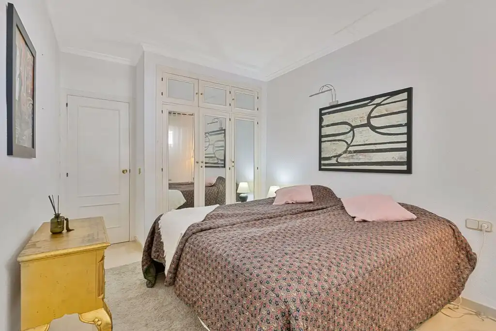 Apartamento con piscina en venta en Castillo Sohail - Myramar, imagen 20